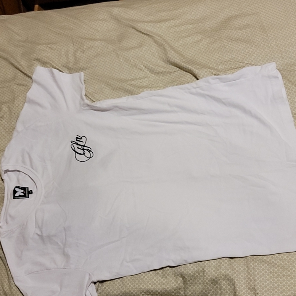 Embroidered t-shirt